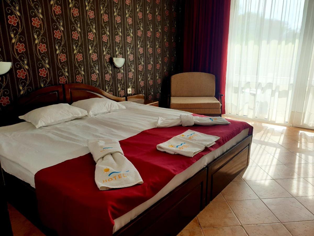 Hotel Feniks Lozenets Exterior photo