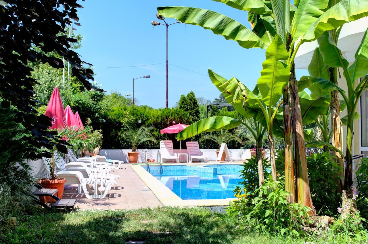 Hotel Feniks Lozenets Exterior photo